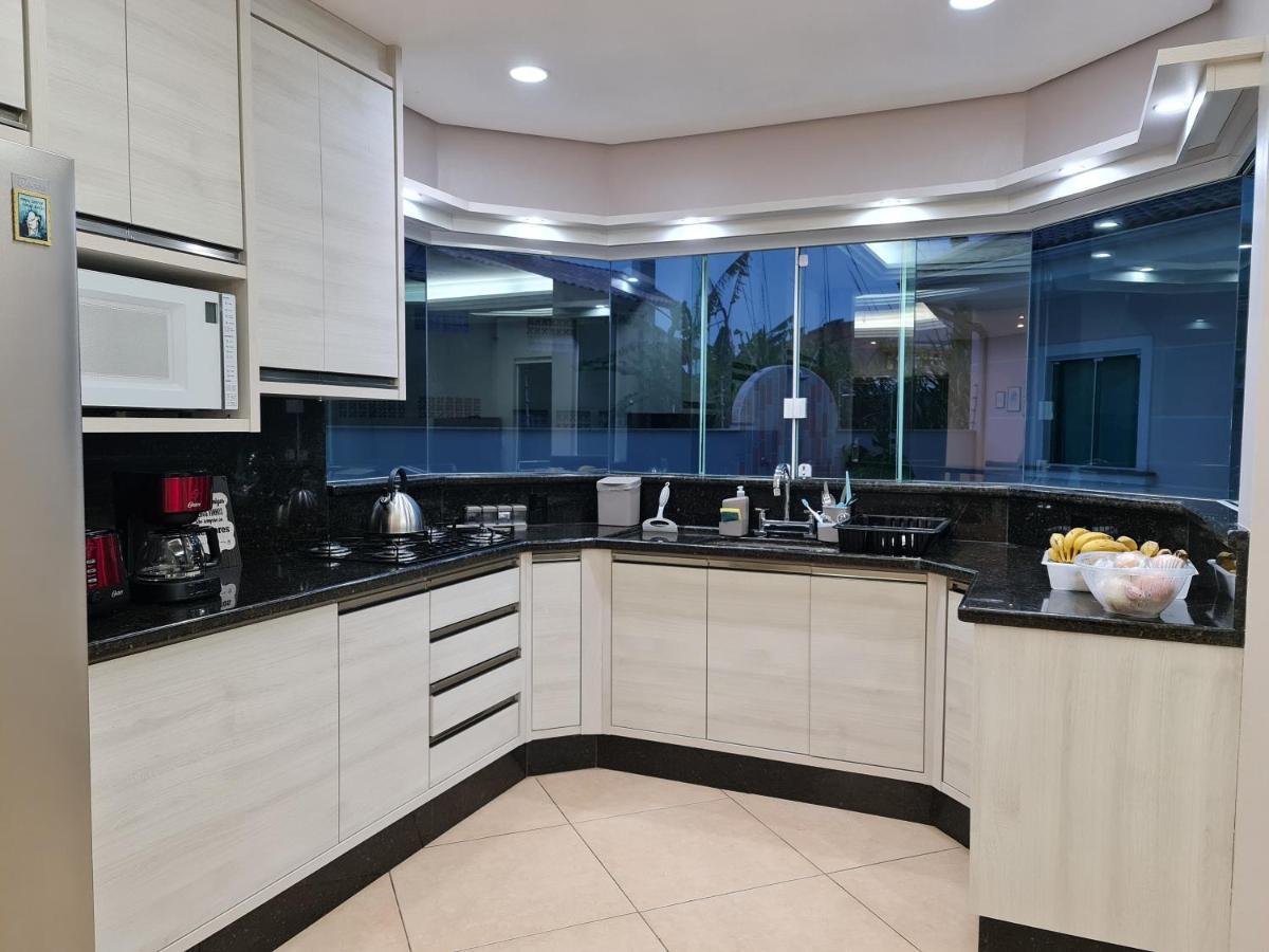 Casa Rosa Com 7 Quartos - Edícula Completa A 150 Metros Da Сasa de vacaciones *