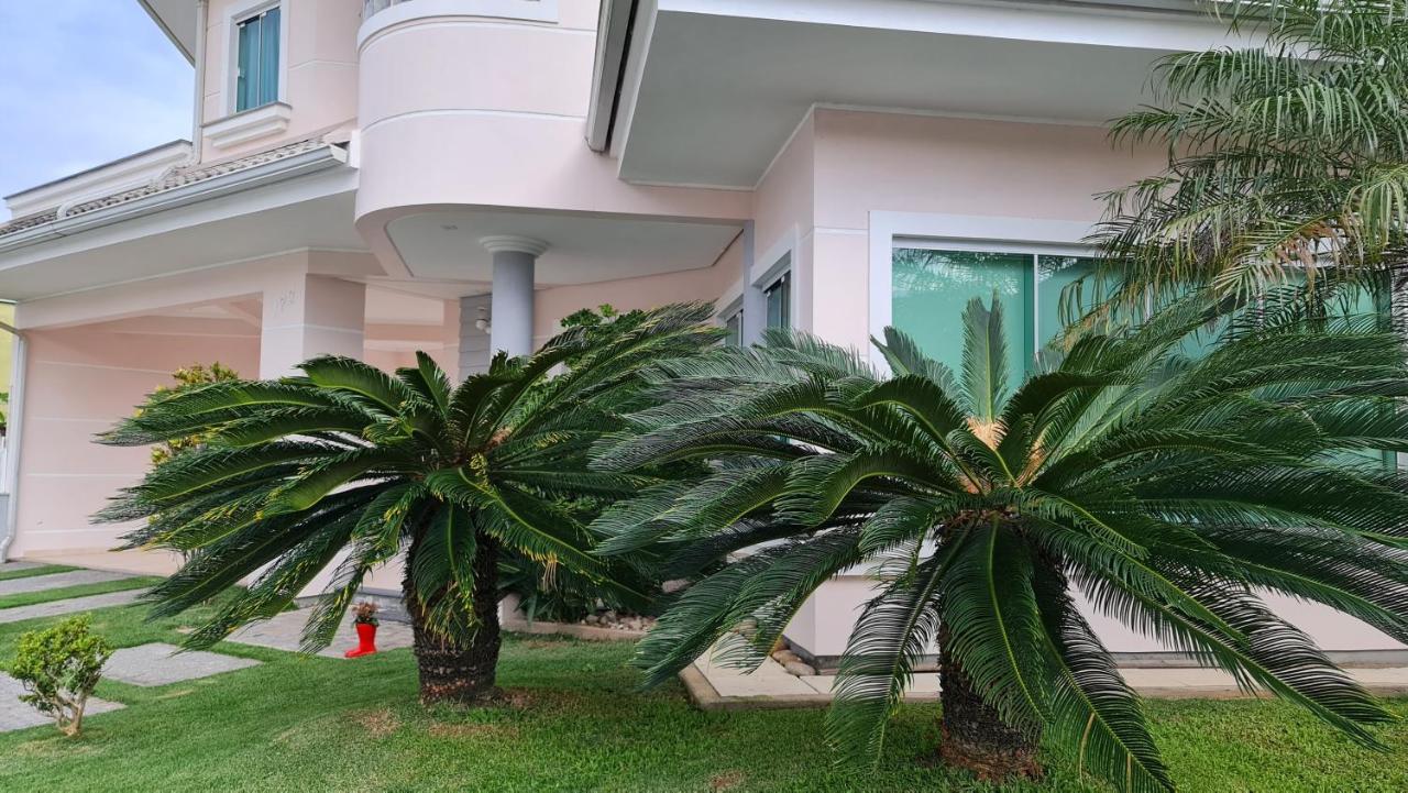 Casa Rosa Com 7 Quartos - Edícula Completa A 150 Metros Da Сasa de vacaciones