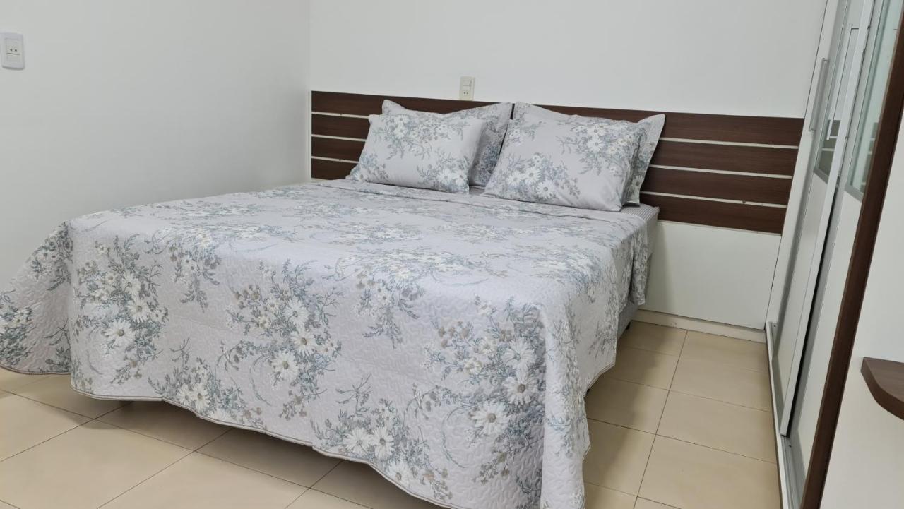 Casa Rosa Com 7 Quartos - Edícula Completa A 150 Metros Da Сasa de vacaciones Florianópolis